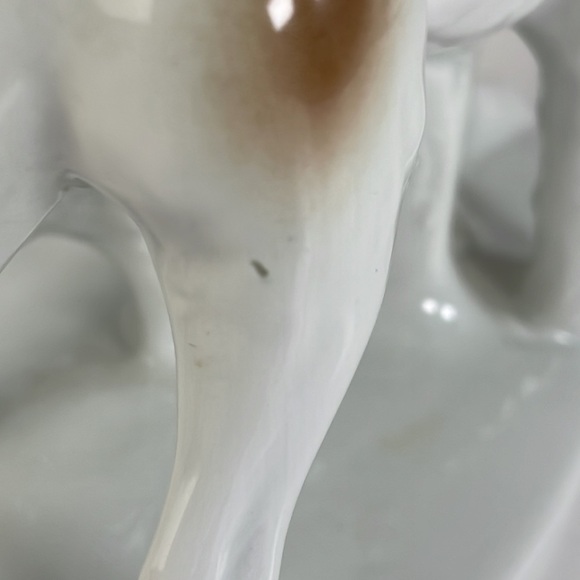 Fine Porcelain ScottishTerrier’s Figurine - Picture 6 of 14